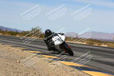 media/Mar-20-2025-Racers Edge (Thu) [[0731d8e3a1]]/2-B Group/Session 4 (Turn 3 Inside)/